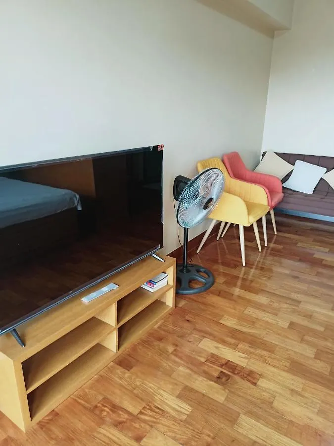 20H Staycation Away From Home Manila Apartamento