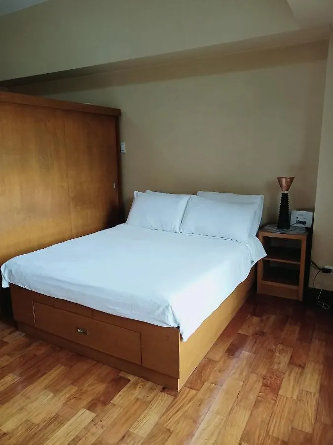 20H Staycation Away From Home Manila 0*,  Filipinas